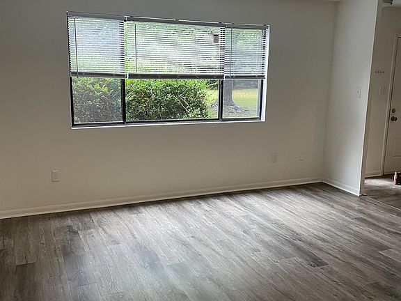 2nd image of 161 Harvest Dr