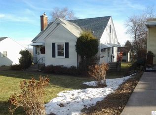 2716 W Skyline Pkwy, Duluth, MN 55806