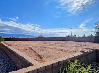 911 Chicory Dr #2, Alamogordo, NM 88310