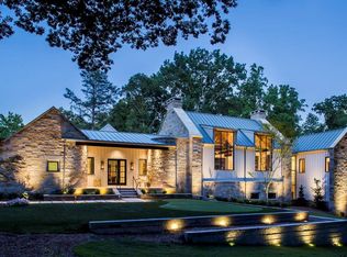 4825 High Point Rd, Sandy Springs, GA 30342