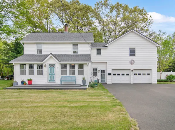 17 Fleming Road, Manchester, CT 06042