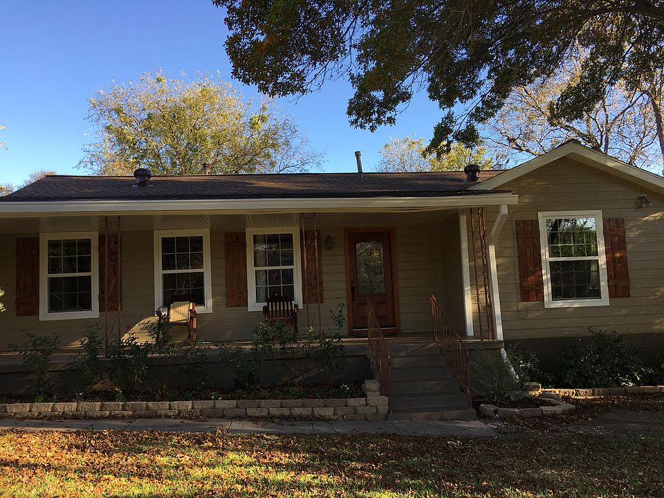1st image of 1808 Shepheard Dr