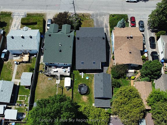3rd image of 188 Lee Ave