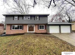 12403 Shamrock Rd, Omaha, NE 68154