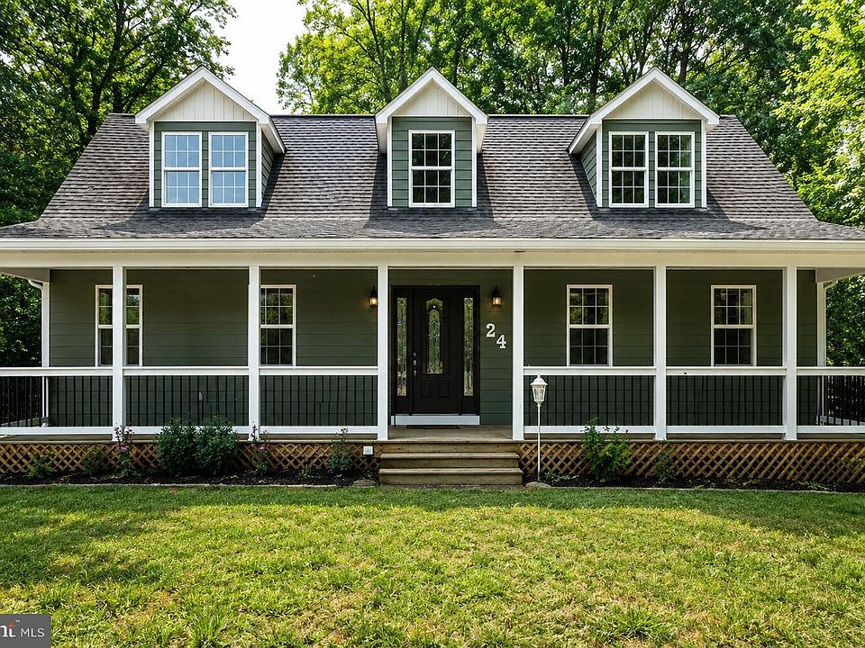 1st image of 24 Pointer Ln
