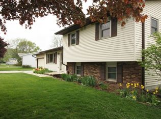 1288 Crossing Ridge Trl, Sun Prairie, WI 53590