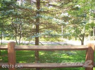 8 White Oak Dr, Jim Thorpe, PA 18229