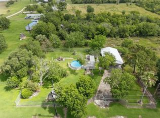 182 Smith Rd, Palacios, TX 77465