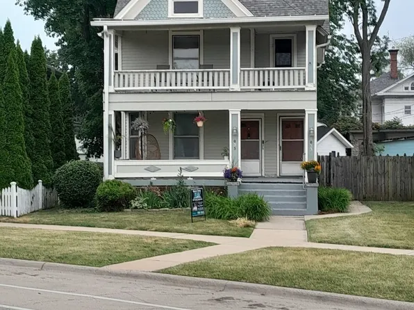 1033 Harlem Blvd, Rockford, IL 61103