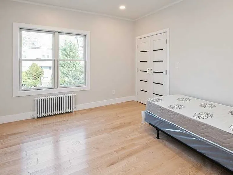 7802 Ridge Blvd #1 — Photo 20