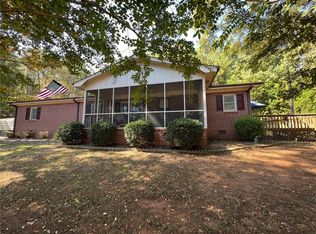 130 Falling Springs Rd, Central, SC 29630