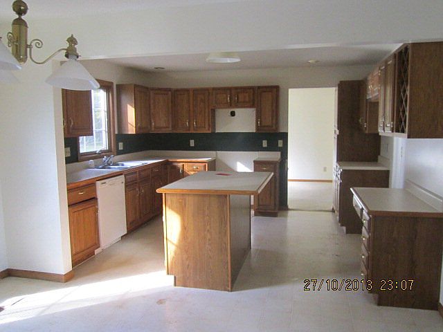 2nd image of 1177 Fox Run Dr
