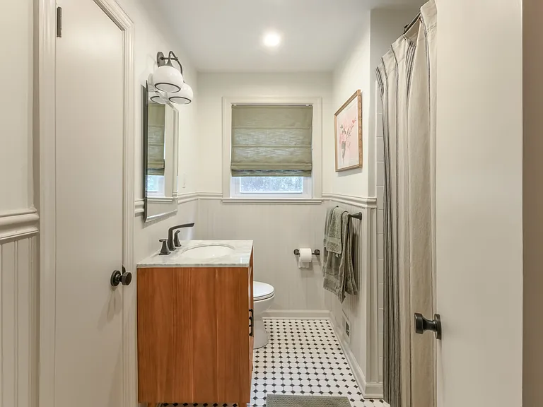 29 Oak Forest Dr — Photo 11