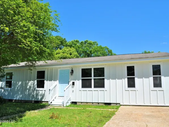 2303 Fulton Ave, Pascagoula, MS 39567