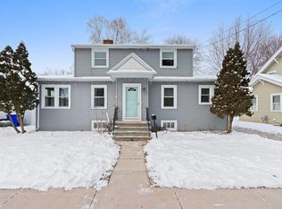 1109 N Clark St, Appleton, WI 54911
