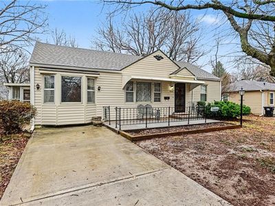 9005 E 73rd St, Raytown, MO, 64133