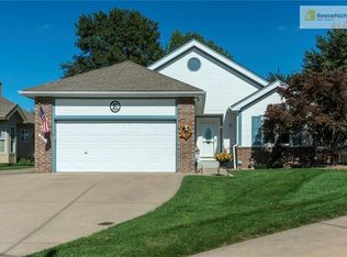 1001 SW 7th St, Lees Summit, MO 64081