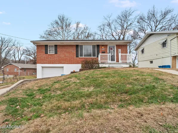 1422 Willcoxon Dr, Jefferson City, MO 65101