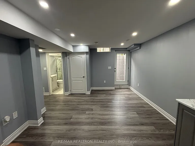 34 Nostalgia Ct #BASEMENT — Photo 8
