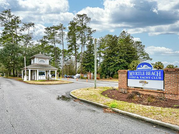 2nd image of 6724 Blue Heron Blvd.