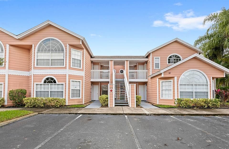 1st image of 8704 KNIGHTSBRIDGE COURT #A