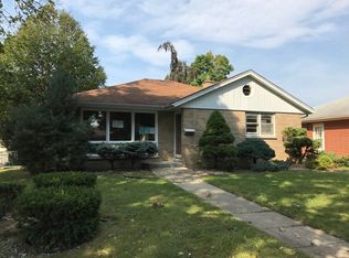 2100 Walnut St, Waukegan, IL 60087