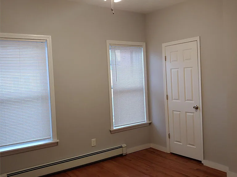 76 West St #8 — Photo 4