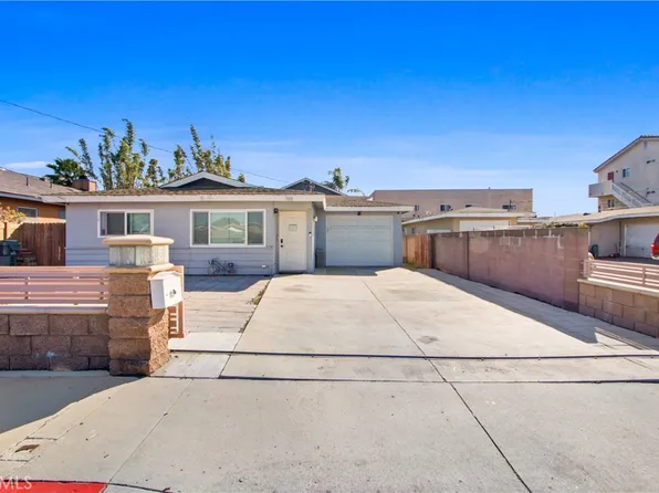 7562 Washington Dr, Huntington Beach, CA 92647
