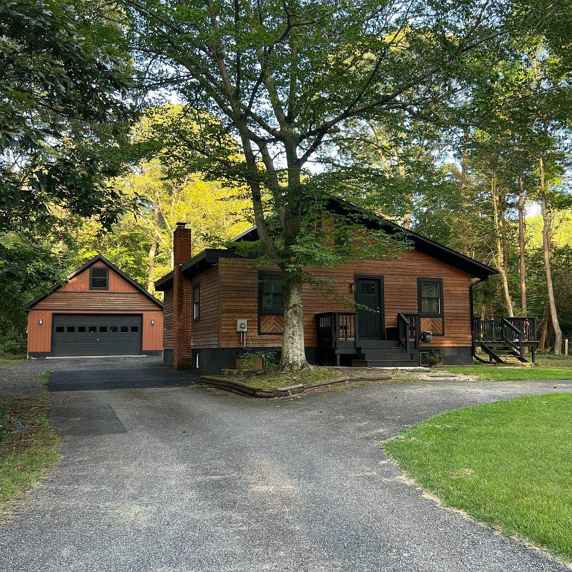 2 bed, 2.0 bath, 1894 sqft, $2,300 — Photo 1