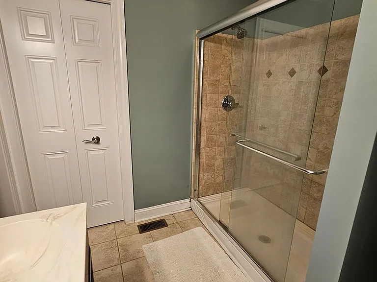 6169 Marteney Ave — Photo 12