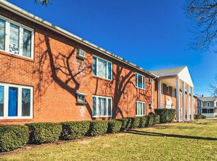 445 Elm Pl APT L23, Princeton, IL 61356