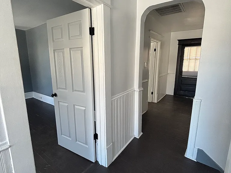 816 Marshall Ave SW — Photo 9