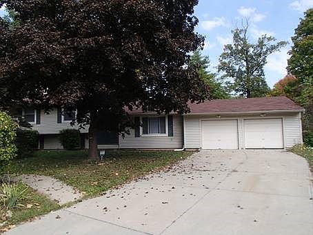 1st image of 10336 Sheffield Ct