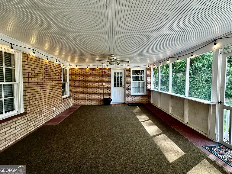 138 Desoto Pl — Photo 6