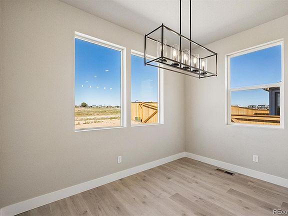 5th image of 2143 Silverado Lane