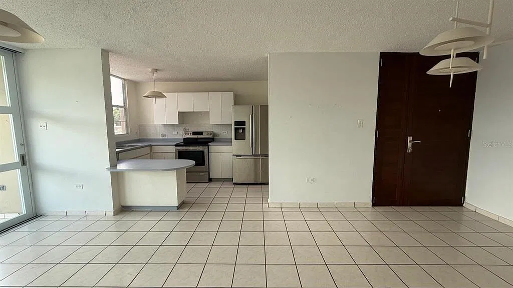 3 bed, 2.0 bath, 1250 sqft, $1,400 — Photo 4