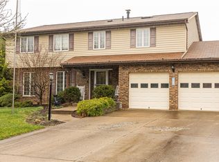 166 Greenwood Dr, Bridgeville, PA