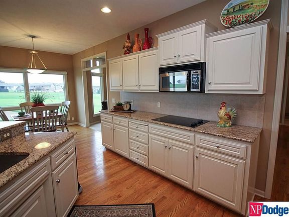 4th image of 6512 N 160th Ave