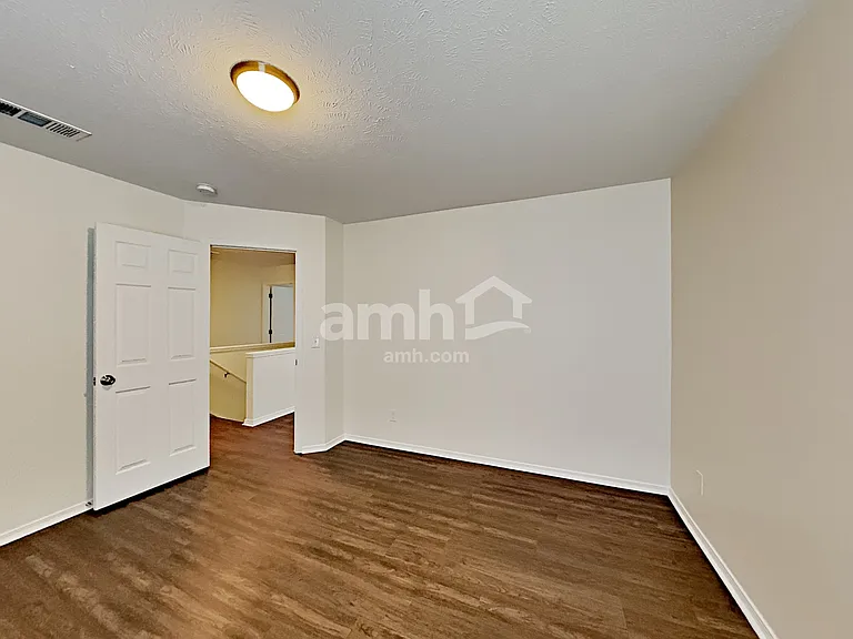 5209 Sunsail Dr — Photo 18