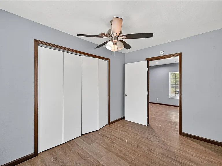 601 Royal St — Photo 16