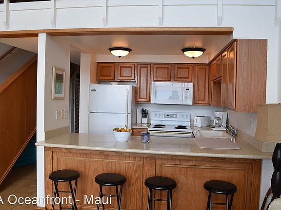 5th image of 70 Hauoli St APT 412
