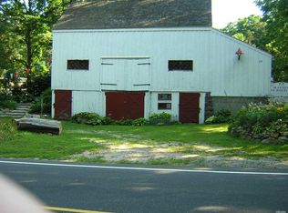 225 Old Town Rd, East Setauket, NY 11733