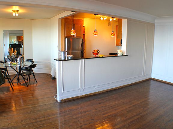 2nd image of 4940 S East End Ave APT 7C