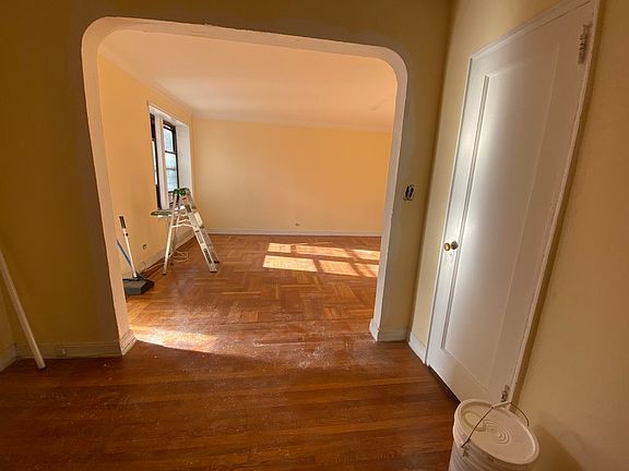 2nd image of 40-35 Hampton St #33