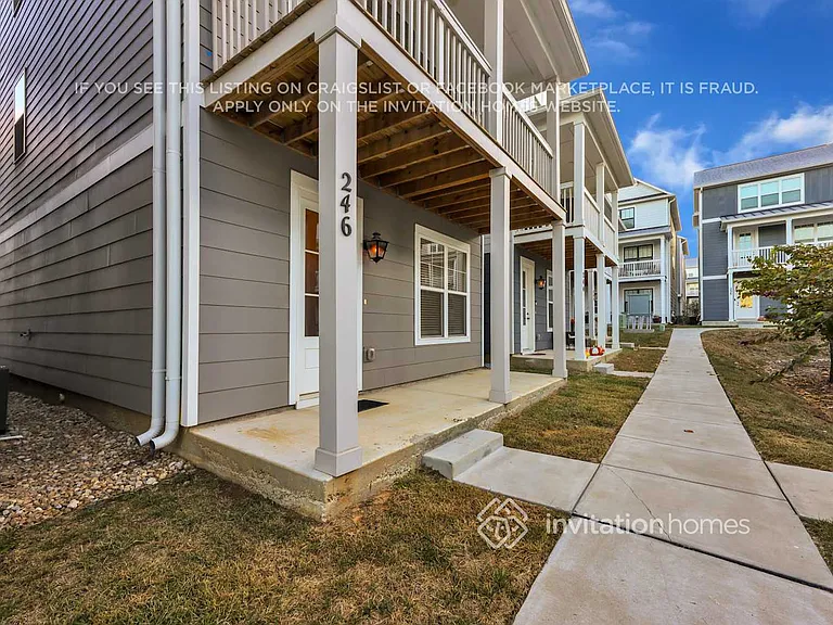 246 Founders Ln — Photo 2
