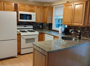 98 Cannongate Dr, Nashua, NH 03063