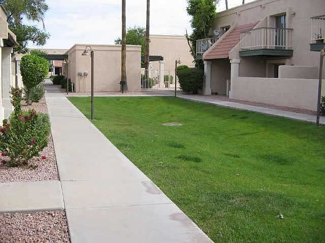 1st image of 1224 N Evergreen Street #206