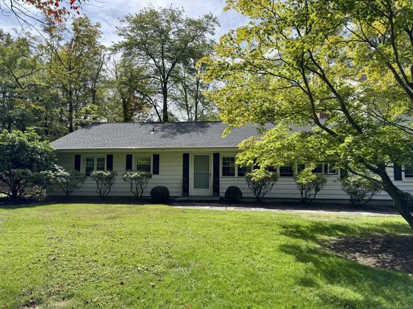23 Silver Hill Road, Ridgefield, CT 06877