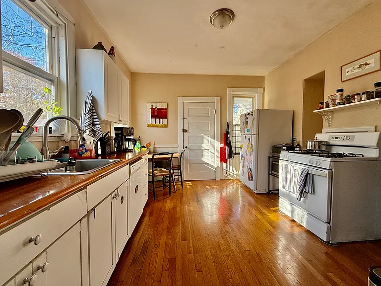 803 Parker St #A2 — Photo 11