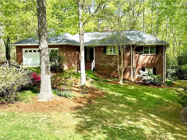 2649 Hickory Dr, Asheboro, NC 27205